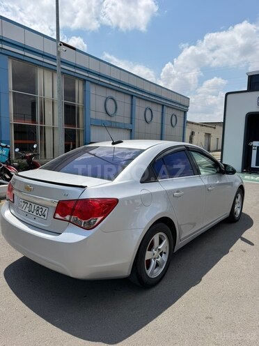 Chevrolet Cruze-6