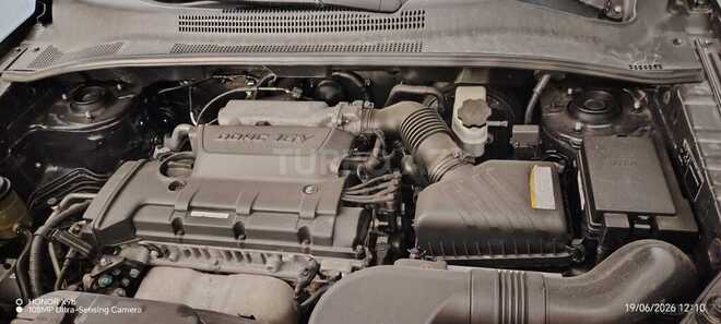 Kia Sportage-12