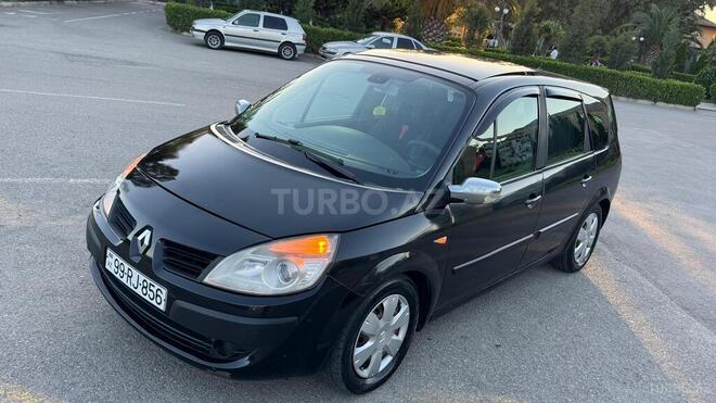 Renault Scenic-11