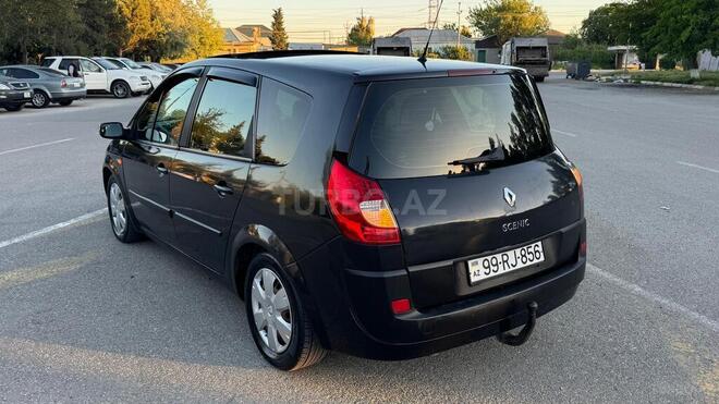 Renault Scenic-9