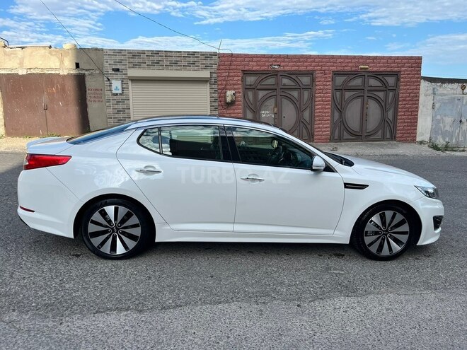 Kia Optima-4