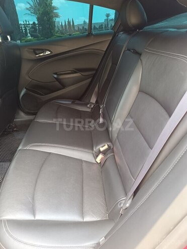 Chevrolet Cruze-5