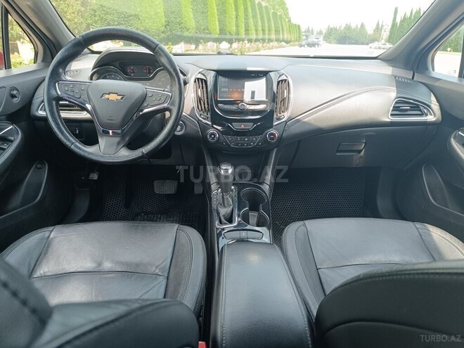 Chevrolet Cruze-6
