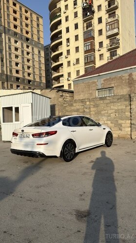 Kia Optima-12
