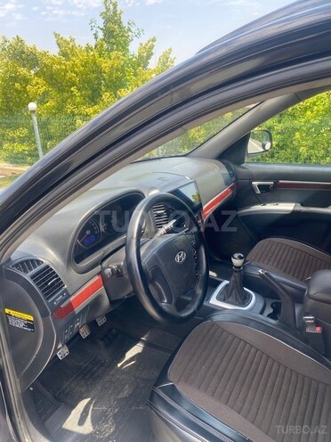 Hyundai Santa Fe-14
