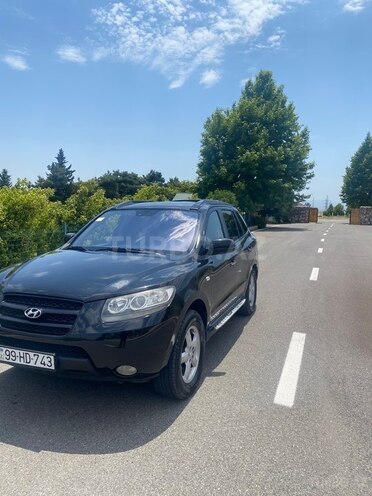 Hyundai Santa Fe-5