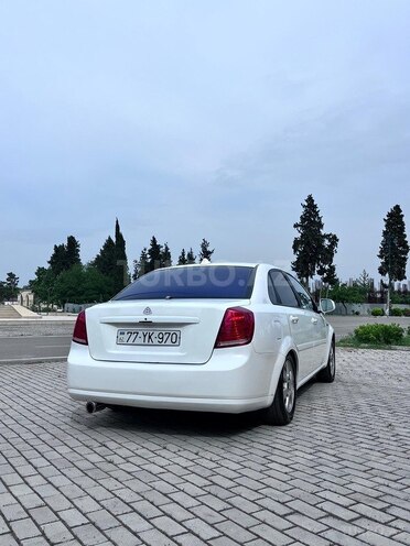 Daewoo Gentra-2