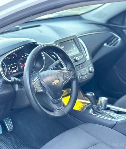Chevrolet Malibu-12