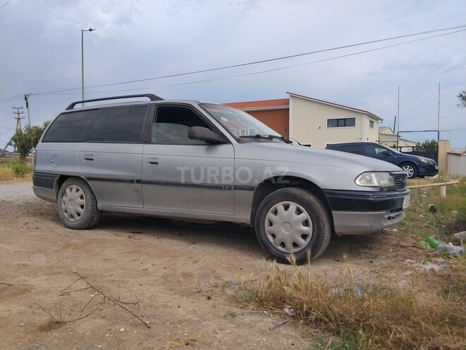 Opel Astra-1