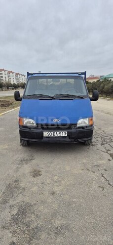 Ford Transit-4