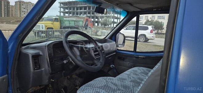 Ford Transit-10