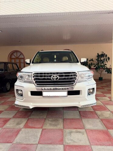 Toyota Land Cruiser-2