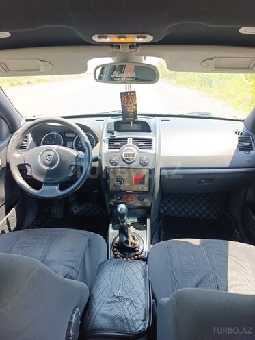 Renault Megane-9
