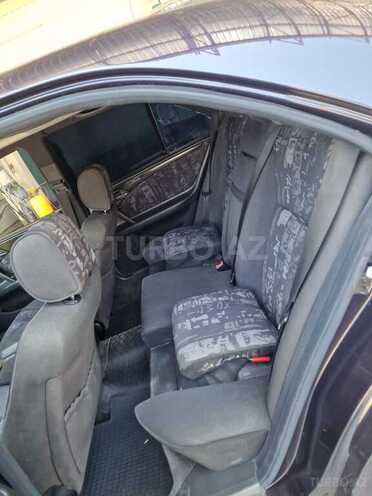 Mercedes E 240-10