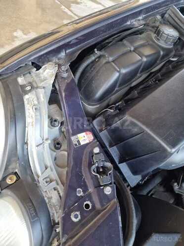Mercedes E 240-15