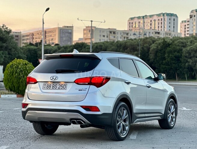 Hyundai Santa Fe-10