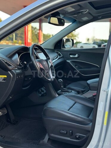 Hyundai Santa Fe-21