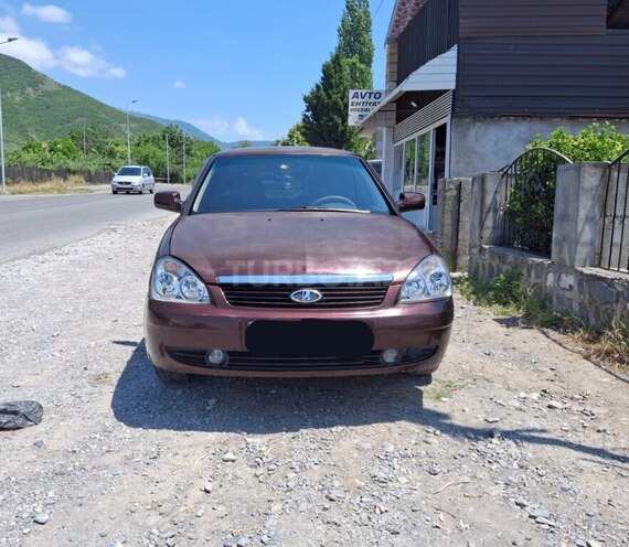 LADA (VAZ) Priora-1