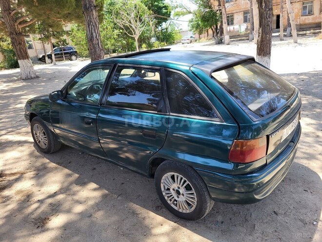 Opel Astra-9