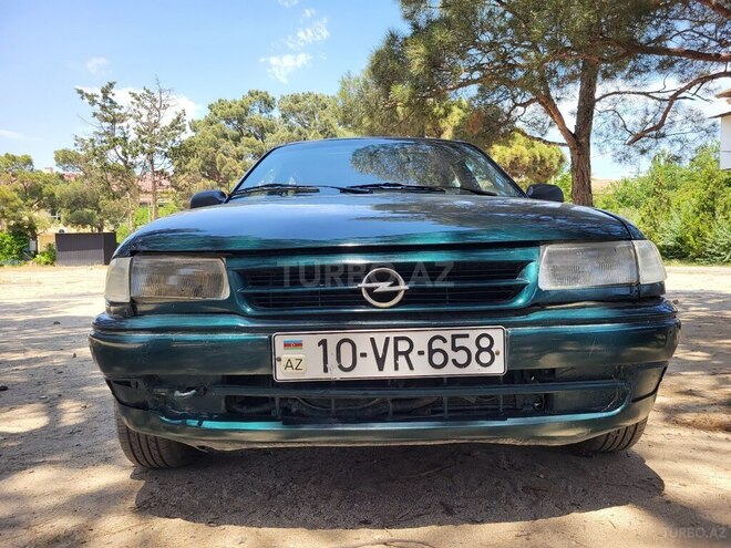 Opel Astra-18
