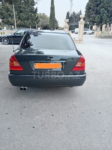 Mercedes C 220-8