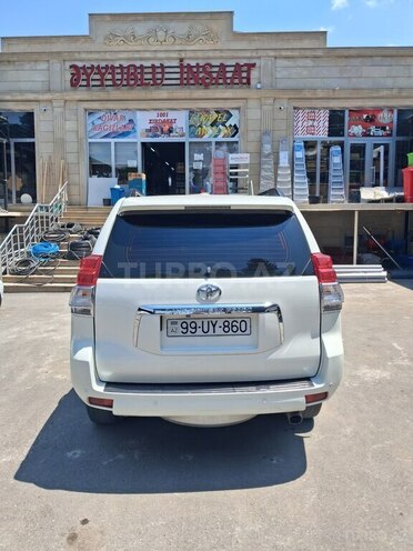 Toyota Land Cruiser-3