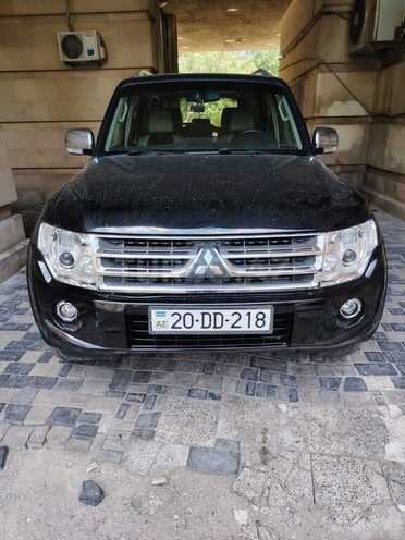 Mitsubishi Pajero-1
