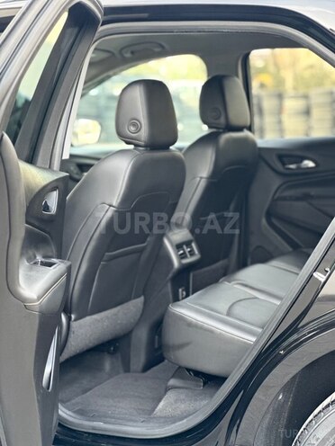 Chevrolet Equinox-11
