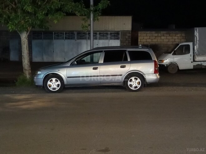 Opel Astra-2