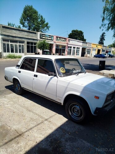 LADA (VAZ) 2107-4