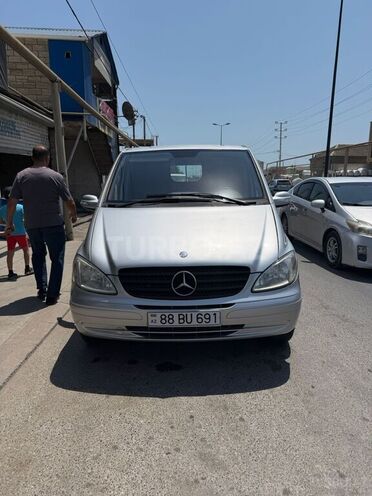 Mercedes Vito 111 CDI-1