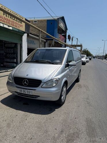 Mercedes Vito 111 CDI-10