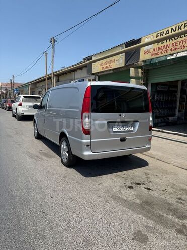 Mercedes Vito 111 CDI-11