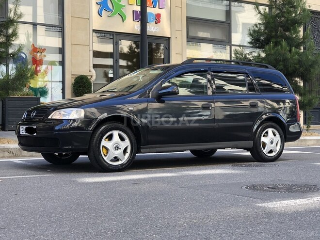 Opel Astra-11