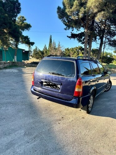 Opel Astra-12