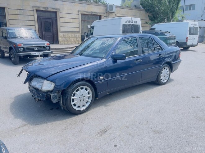 Mercedes C 180-2