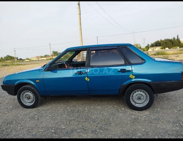 LADA (VAZ) 21099-4