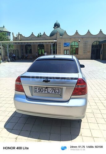 Chevrolet Aveo-5