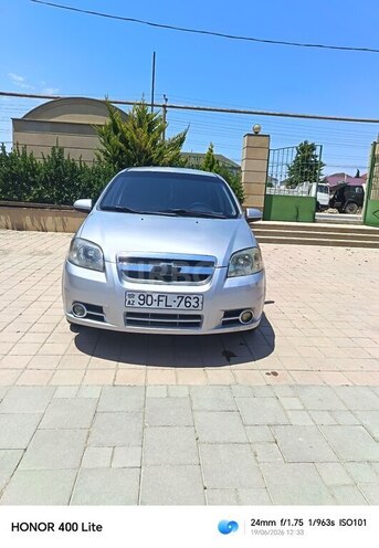 Chevrolet Aveo-8