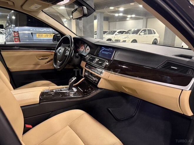 BMW 528-12