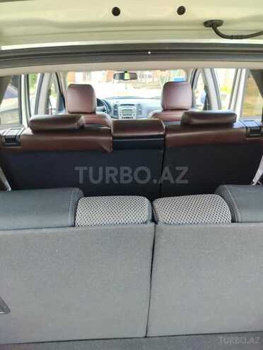 Hyundai Santa Fe-5
