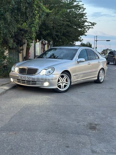 Mercedes C 220-1