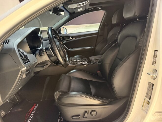 Kia Stinger-8