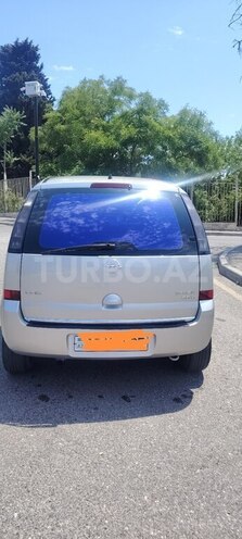 Opel Meriva-2