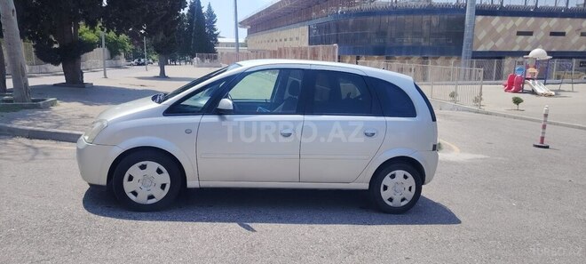 Opel Meriva-10