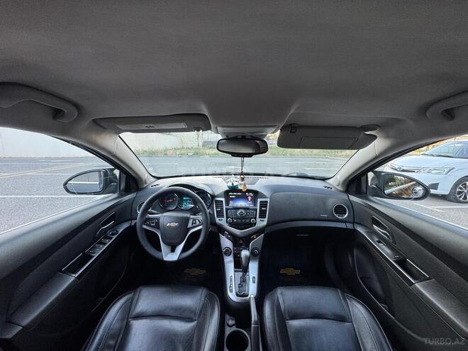 Chevrolet Cruze-14