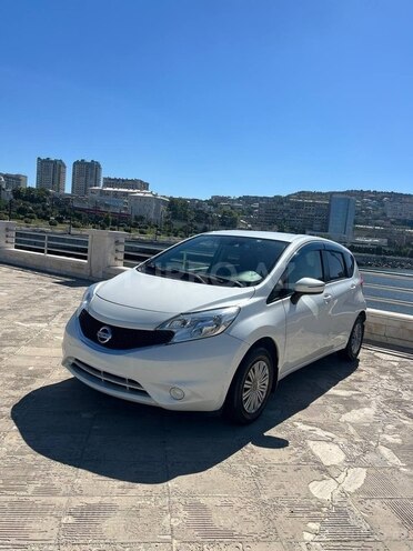 Nissan Note-1