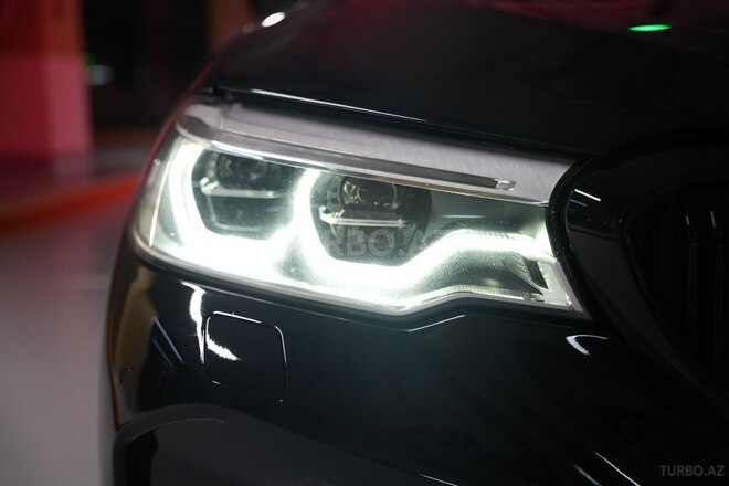 BMW 530-4
