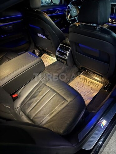 BMW 740-8