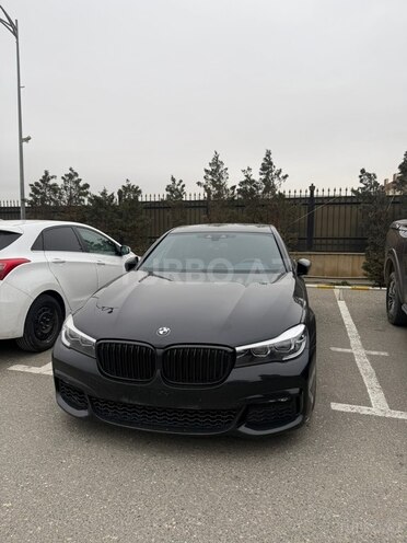 BMW 740-4